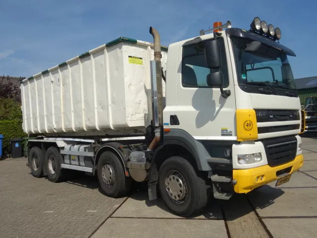 DAF CF 410 8X4 NCH CONTAINER SYSTEEM 32 TON 90 graden silo containers,25 CUB CONTAINER - Camion cu sistem de cablu: Foto 2 DAF CF 410 8X4 NCH CONTAINER SYSTEEM 32 TON 90 graden silo containers,25 CUB CONTAINER - Camion cu sistem de cablu: Foto 2
