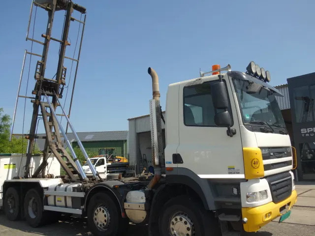DAF CF 410 8X4 NCH CONTAINER SYSTEEM 32 TON 90 graden silo containers - Camion cu sistem de cablu: Foto 2 DAF CF 410 8X4 NCH CONTAINER SYSTEEM 32 TON 90 graden silo containers - Camion cu sistem de cablu: Foto 2