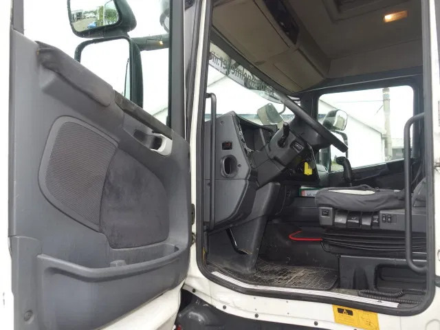 Camion cisternă Scania R380 6X2 19200 LITER TANK,MANUAL GEARBOX: Foto 9