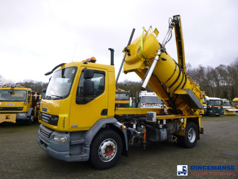 DAF LF 55.220 4X2 Whale vacuum tank 8.1 m3 - Maşină pentru vidanjări: Foto 1 DAF LF 55.220 4X2 Whale vacuum tank 8.1 m3 - Maşină pentru vidanjări: Foto 1
