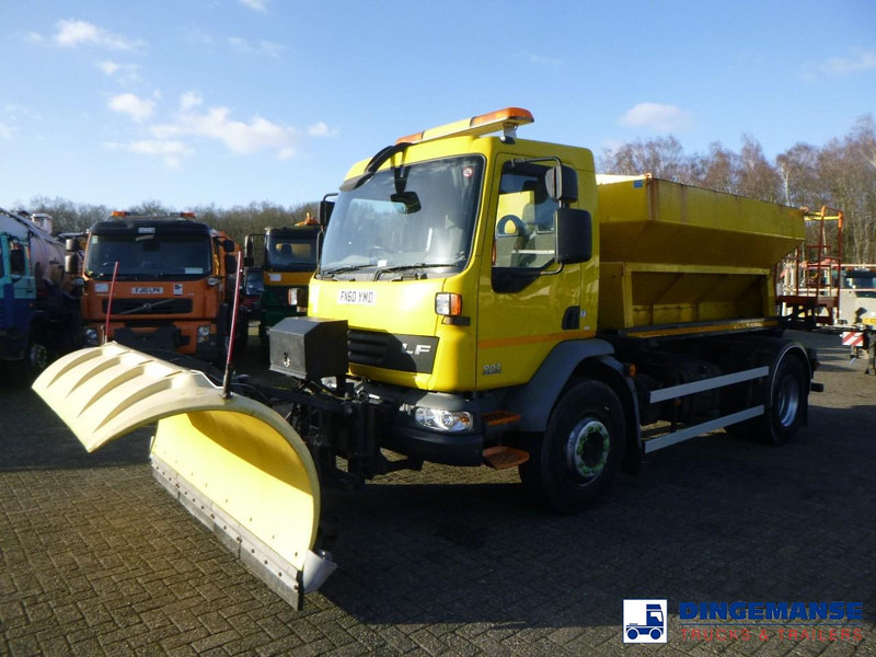 DAF LF 55.220 4x2 RHD gritter / snow plough - Utilaj deszăpezire: Foto 1 DAF LF 55.220 4x2 RHD gritter / snow plough - Utilaj deszăpezire: Foto 1