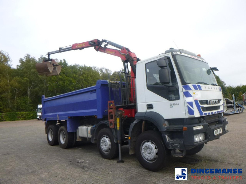 Iveco AD340T36 8x4 RHD tipper + Palfinger E120 plus + grapple - Camion cu macara: Foto 2 Iveco AD340T36 8x4 RHD tipper + Palfinger E120 plus + grapple - Camion cu macara: Foto 2