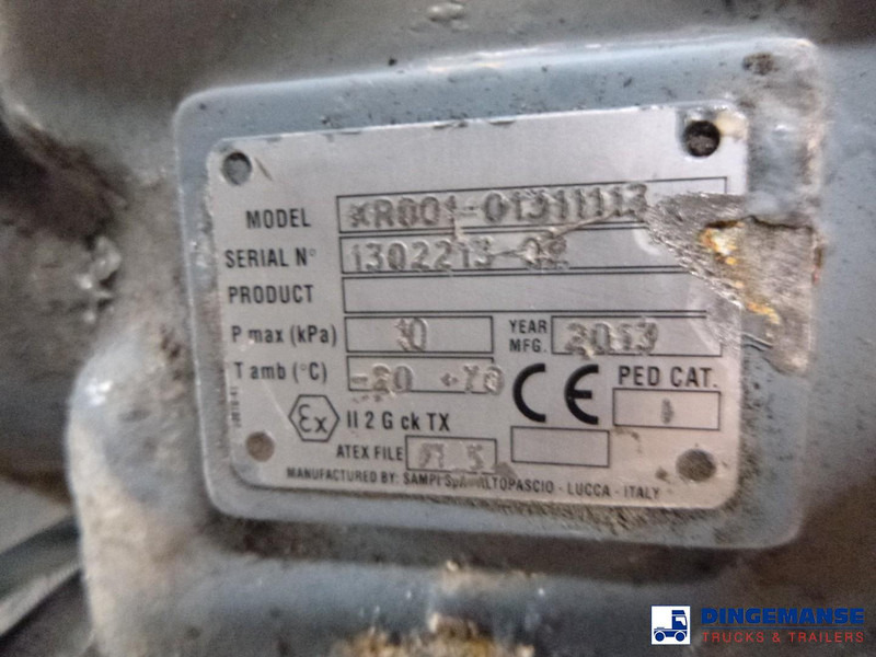 Remorcă cisternă LAG Fuel tank alu 44.4 m3 / 6 comp + pump: Foto 19 Remorcă cisternă LAG Fuel tank alu 44.4 m3 / 6 comp + pump: Foto 19