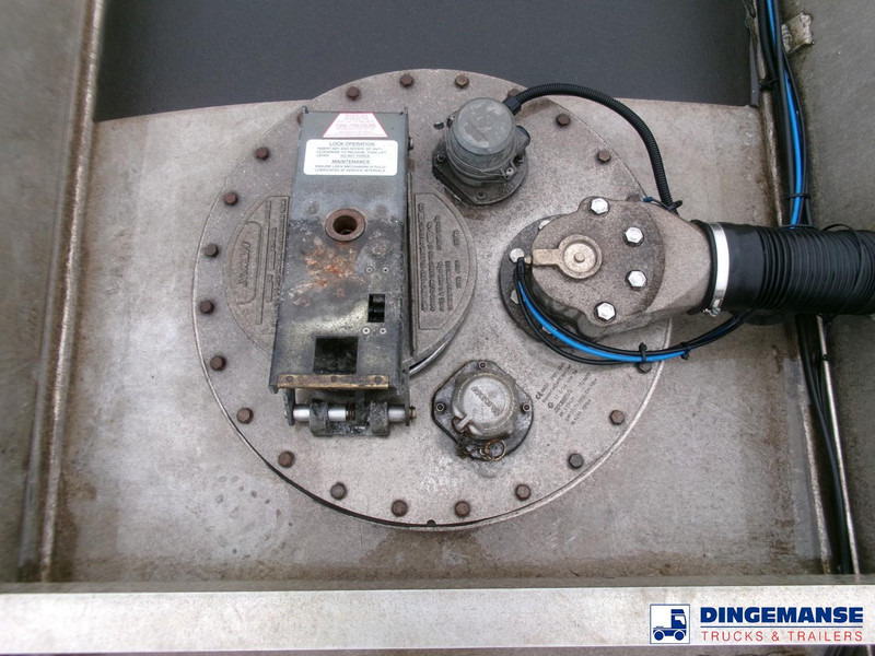 Semiremorcă cisternă Lakeland Fuel tank alu 42.8 m3 / 6 comp + pump: Foto 17
