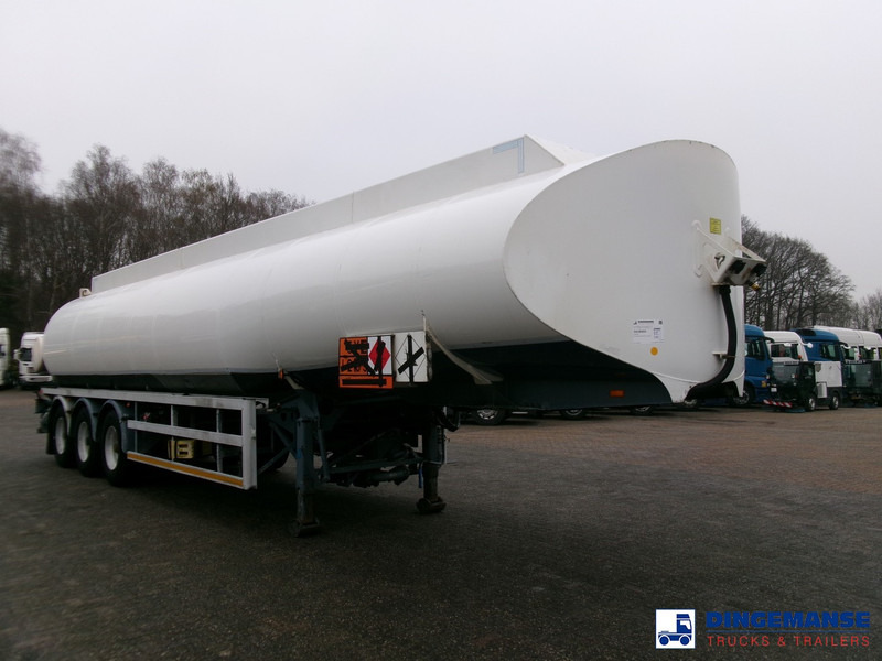 Lakeland Fuel tank alu 42.8 m3 / 6 comp + pump - Semiremorcă cisternă: Foto 2 Lakeland Fuel tank alu 42.8 m3 / 6 comp + pump - Semiremorcă cisternă: Foto 2
