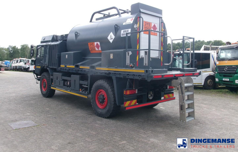 MAN HX 18.330 4X4 RHD fuel tank 5.5 m3 - Camion cisternă: Foto 4 MAN HX 18.330 4X4 RHD fuel tank 5.5 m3 - Camion cisternă: Foto 4