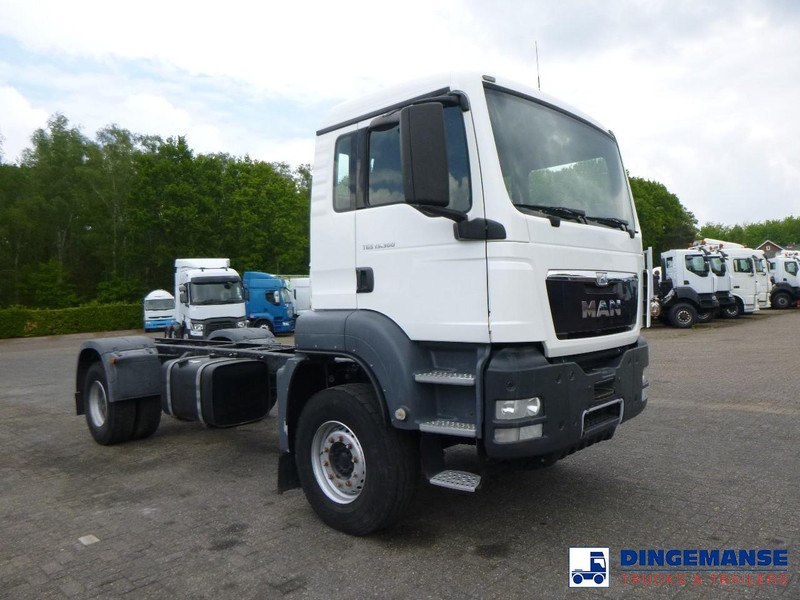MAN TGS 19.360 4X2 BBS manual Euro 2 chassis + PTO - Camion şasiu: Foto 2 MAN TGS 19.360 4X2 BBS manual Euro 2 chassis + PTO - Camion şasiu: Foto 2