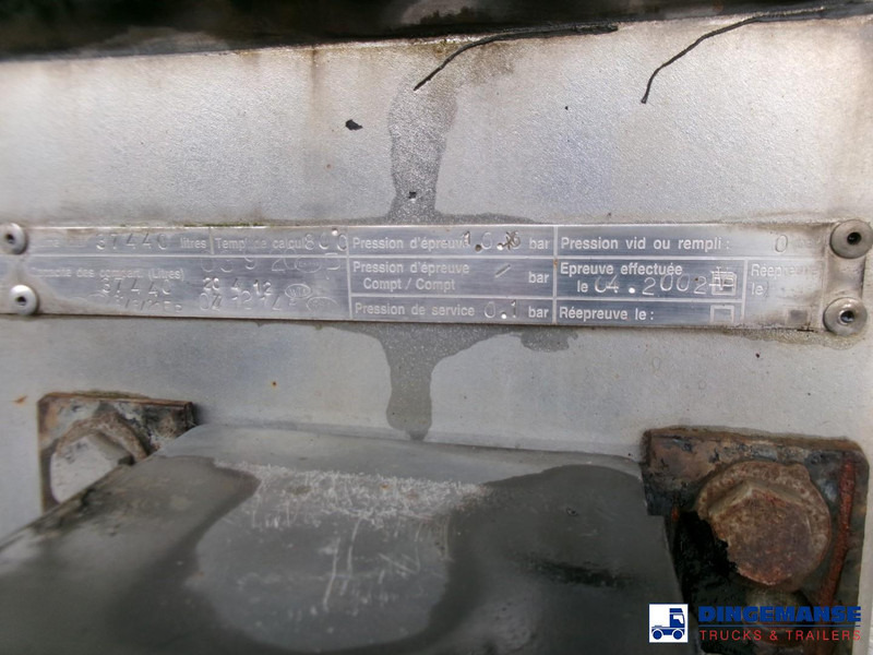 Semiremorcă cisternă Magyar Chemical tank inox 37.4 m3 / 1 comp / ADR 30/11/2023: Foto 18 Semiremorcă cisternă Magyar Chemical tank inox 37.4 m3 / 1 comp / ADR 30/11/2023: Foto 18
