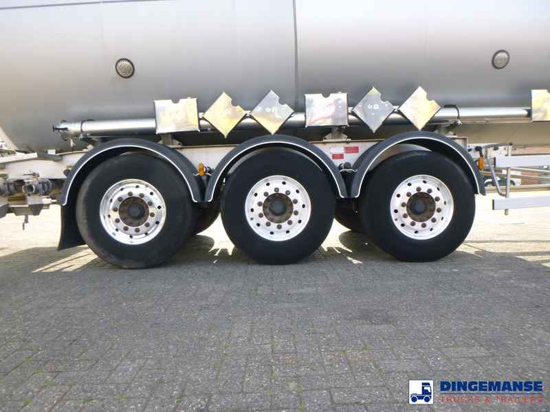Magyar Chemical tank inox L4BH 44.5 m3 / 3 comp - Semiremorcă cisternă: Foto 5 Magyar Chemical tank inox L4BH 44.5 m3 / 3 comp - Semiremorcă cisternă: Foto 5