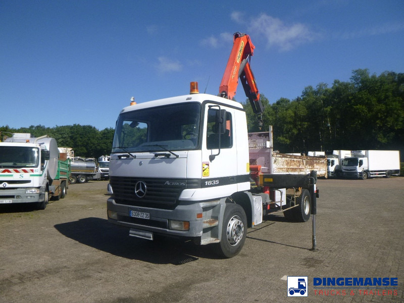 Mercedes-Benz Actros 1835 4x2 tipper + Palfinger PK12000 - Camion cu macara: Foto 1 Mercedes-Benz Actros 1835 4x2 tipper + Palfinger PK12000 - Camion cu macara: Foto 1