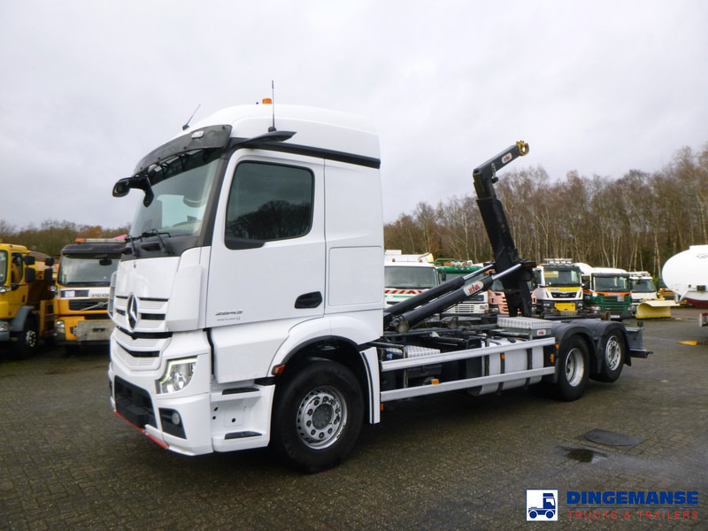 Mercedes-Benz Actros 2843 6x2 Hyva container hook 20t - Camion cu cârlig: Foto 1 Mercedes-Benz Actros 2843 6x2 Hyva container hook 20t - Camion cu cârlig: Foto 1