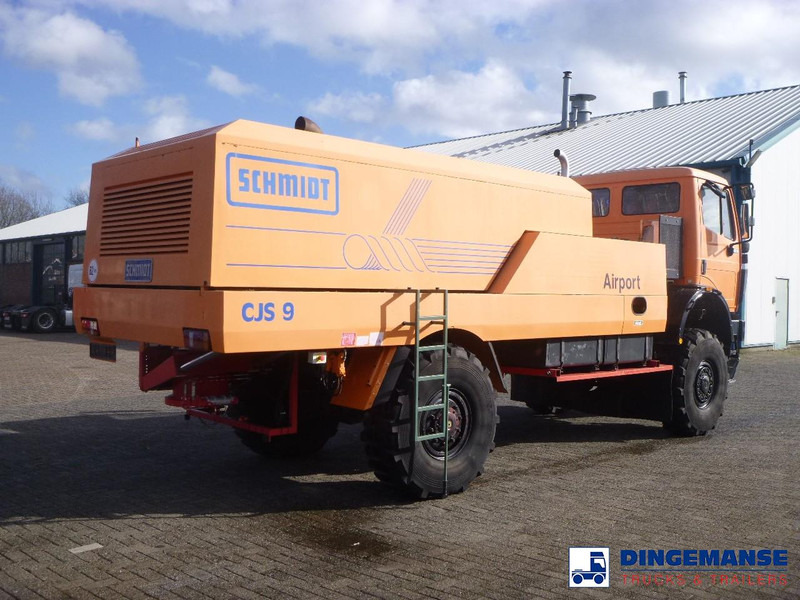 Utilaj deszăpezire Mercedes-Benz SK 2031 4x4x4 Schmidt CJS9 airport sweeper snow plough: Foto 7