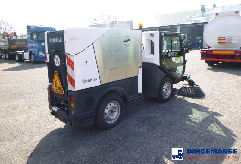 Nilfisk City Ranger CR3500 sweeper - Măturătoare stradală: Foto 4 Nilfisk City Ranger CR3500 sweeper - Măturătoare stradală: Foto 4