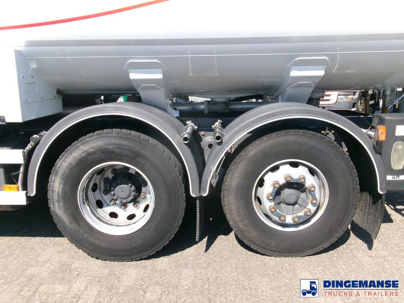 Renault Premium 310 6x2 fuel tank 19 m3 / 5 comp ADR 25-04-2024 - Camion cisternă: Foto 5 Renault Premium 310 6x2 fuel tank 19 m3 / 5 comp ADR 25-04-2024 - Camion cisternă: Foto 5