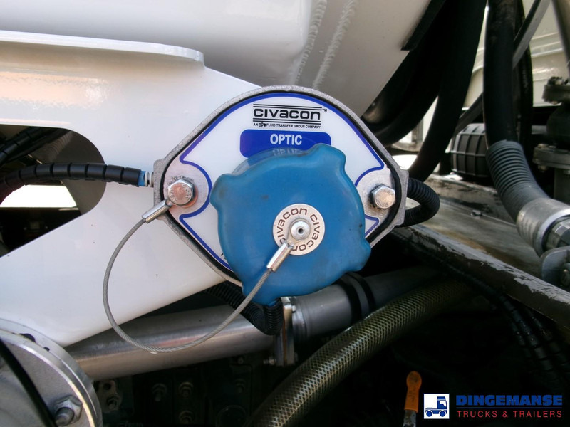 Camion cisternă Renault Premium 310 dxi 6x2 fuel tank 18.5 m3 / 5 comp / ADR 16/08/2024: Foto 14