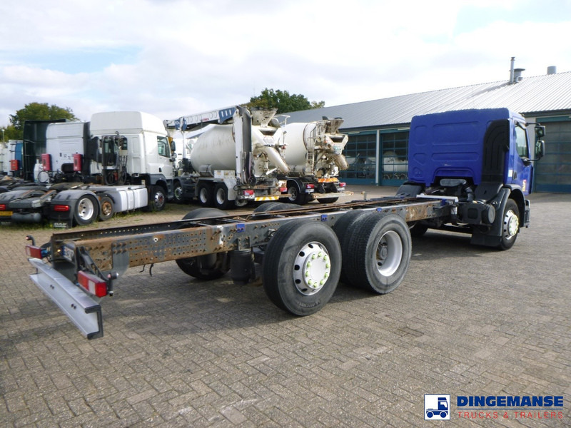 Renault Premium 320 dxi 6x2 chassis ADR - Camion cisternă: Foto 4 Renault Premium 320 dxi 6x2 chassis ADR - Camion cisternă: Foto 4