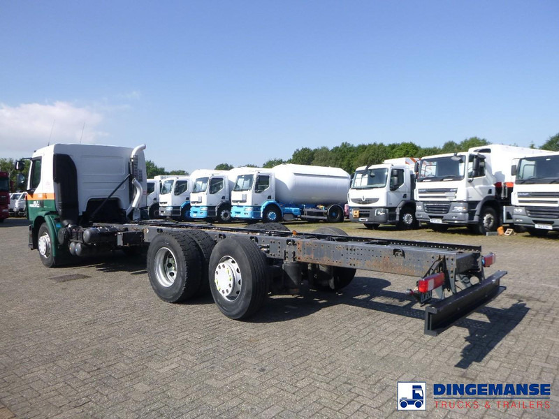 Renault Premium Lander 370 6x2 chassis + ADR - Camion şasiu: Foto 4 Renault Premium Lander 370 6x2 chassis + ADR - Camion şasiu: Foto 4