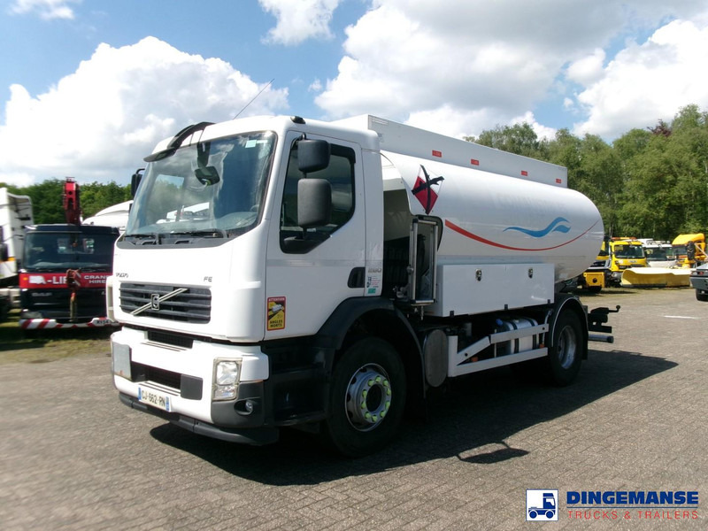 Volvo FE 260 4x2 dxi fuel tank 13.3 m3 / 4 comp / ADR 21-06-2024 - Camion cisternă: Foto 1 Volvo FE 260 4x2 dxi fuel tank 13.3 m3 / 4 comp / ADR 21-06-2024 - Camion cisternă: Foto 1