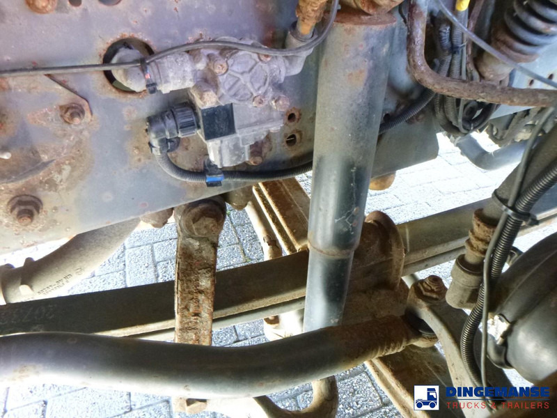 Volvo FE 300 6X4 Whale vacuum tank 10.2 m3 - Maşină pentru vidanjări: Foto 5 Volvo FE 300 6X4 Whale vacuum tank 10.2 m3 - Maşină pentru vidanjări: Foto 5