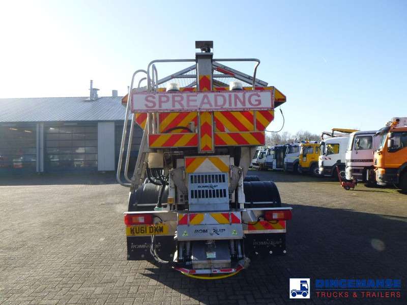 Volvo FE 340 6x4 RHD salt spreader / gritter - Utilaj deszăpezire: Foto 5 Volvo FE 340 6x4 RHD salt spreader / gritter - Utilaj deszăpezire: Foto 5
