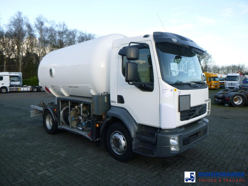 Volvo FL 260 4x2 gas tank 13.9 m3 - Camion cisternă: Foto 2 Volvo FL 260 4x2 gas tank 13.9 m3 - Camion cisternă: Foto 2