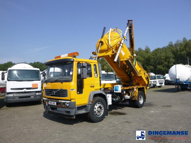 Volvo FL6 4x2 RHD Whale vacuum tank 8 m3 - Maşină pentru vidanjări: Foto 1 Volvo FL6 4x2 RHD Whale vacuum tank 8 m3 - Maşină pentru vidanjări: Foto 1