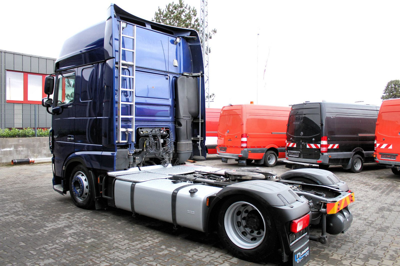 DAF XF 480 FT 4x2 SZM Lowliner !!! TOP !!! - Cap tractor: Foto 4 DAF XF 480 FT 4x2 SZM Lowliner !!! TOP !!! - Cap tractor: Foto 4