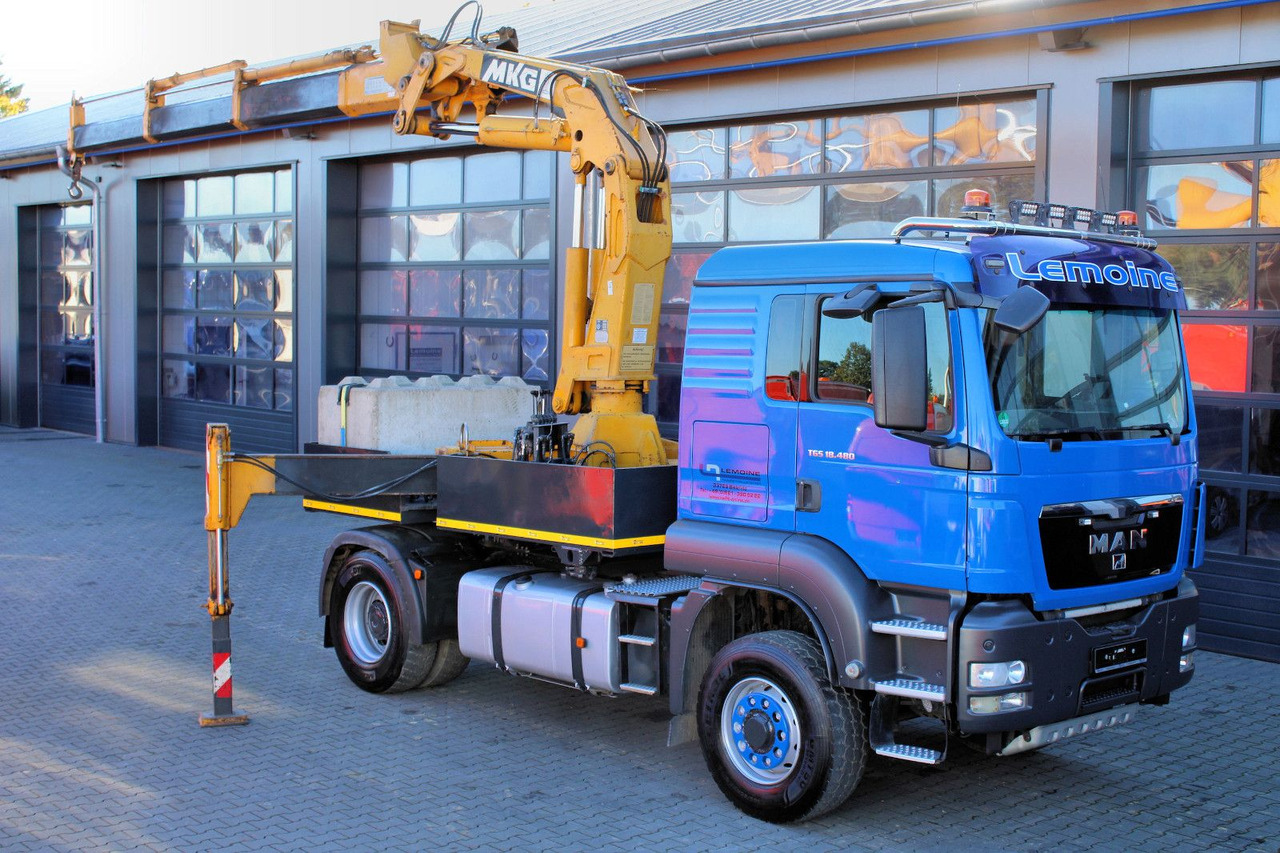 MAN TGS 18.480 4x4 BLS SZM+Pritsche MKG HLK 340 Kran - Cap tractor: Foto 1 MAN TGS 18.480 4x4 BLS SZM+Pritsche MKG HLK 340 Kran - Cap tractor: Foto 1