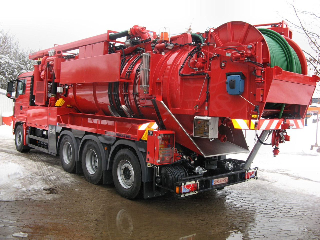 MAN TGS 35.540 8x4 Müller 16m³ WRG + 800 meter HD - Maşină pentru vidanjări: Foto 1 MAN TGS 35.540 8x4 Müller 16m³ WRG + 800 meter HD - Maşină pentru vidanjări: Foto 1