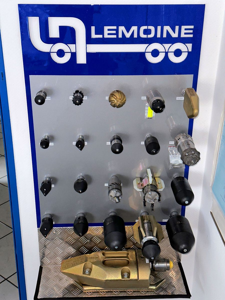 MAN TGS 35.540 8x4 Müller 16m³ WRG + 800 meter HD - Maşină pentru vidanjări: Foto 5 MAN TGS 35.540 8x4 Müller 16m³ WRG + 800 meter HD - Maşină pentru vidanjări: Foto 5