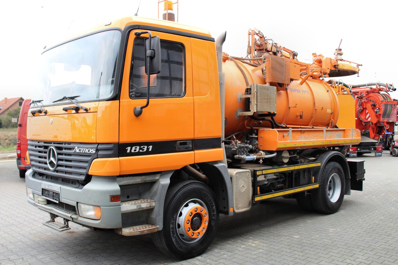 Leasing de Mercedes-Benz Actros 1831 4x2 Hellmers 6,5m³ V2A INOX Kipper Mercedes-Benz Actros 1831 4x2 Hellmers 6,5m³ V2A INOX Kipper: Foto 10 Leasing de Mercedes-Benz Actros 1831 4x2 Hellmers 6,5m³ V2A INOX Kipper Mercedes-Benz Actros 1831 4x2 Hellmers 6,5m³ V2A INOX Kipper: Foto 10