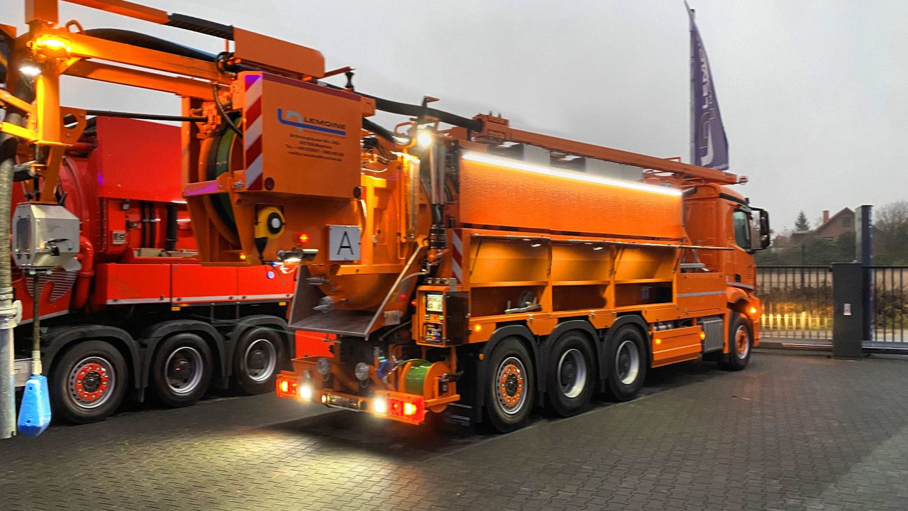 Mercedes-Benz Arocs 3551 8x4 Müller 16mCanalmaster F160EWA WRG - Maşină pentru vidanjări: Foto 2 Mercedes-Benz Arocs 3551 8x4 Müller 16mCanalmaster F160EWA WRG - Maşină pentru vidanjări: Foto 2