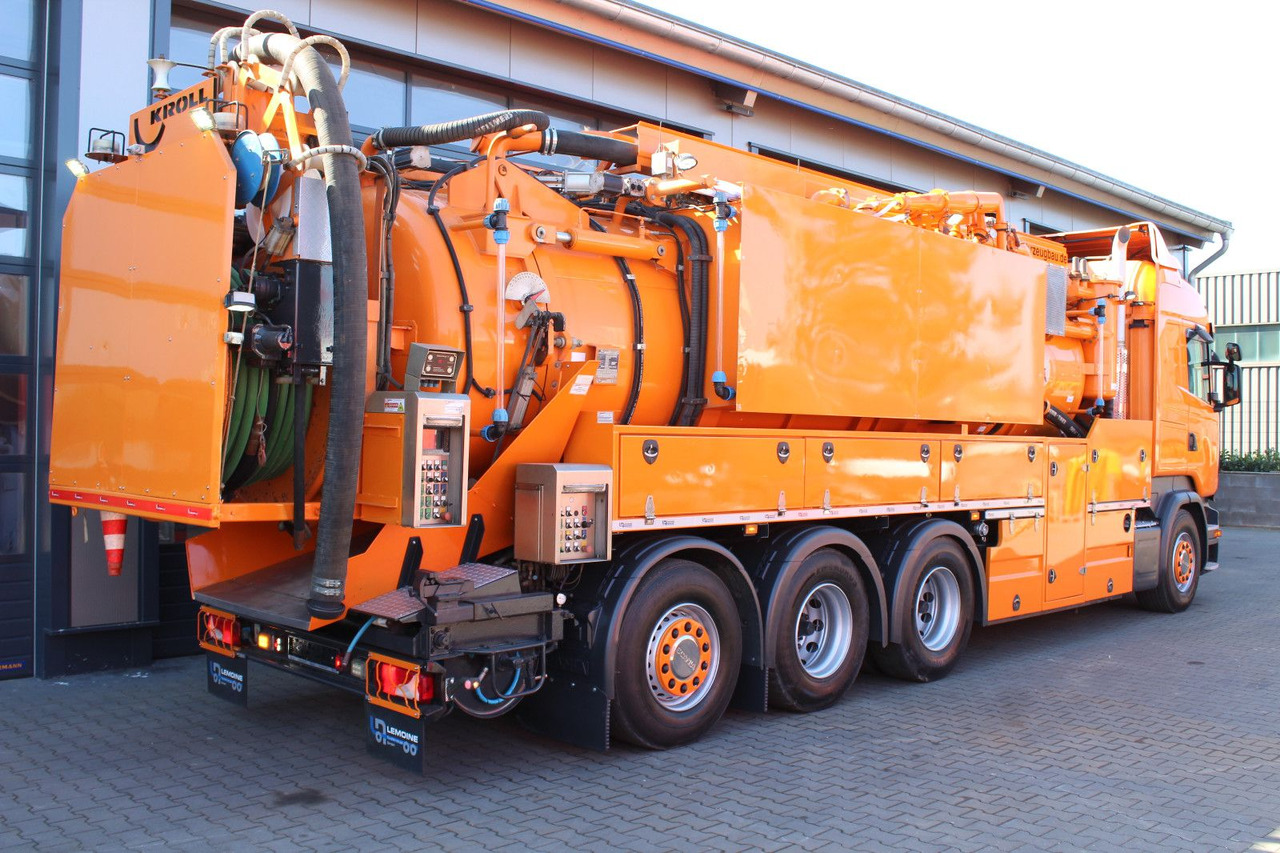 Scania R450 8x4 Kroll 19m³ Wasserrückgewinner Kombi-HD - Maşină pentru vidanjări: Foto 3 Scania R450 8x4 Kroll 19m³ Wasserrückgewinner Kombi-HD - Maşină pentru vidanjări: Foto 3