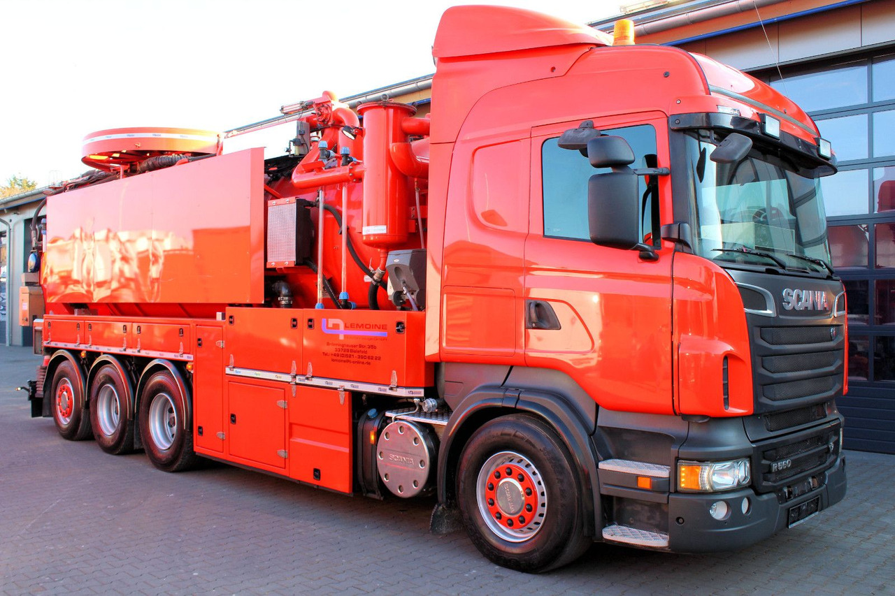 Scania R560 V8 8x4 Kroll 20m³ WRG 2x HD-Pumpe 620 Liter - Maşină pentru vidanjări: Foto 2 Scania R560 V8 8x4 Kroll 20m³ WRG 2x HD-Pumpe 620 Liter - Maşină pentru vidanjări: Foto 2