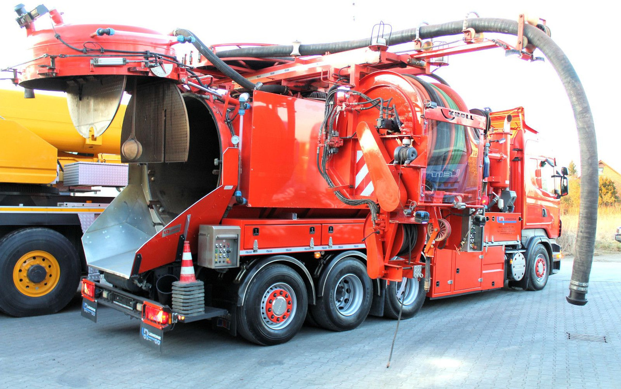 Scania R560 V8 8x4 Kroll 20m³ WRG 2x HD-Pumpe 620 Liter - Maşină pentru vidanjări: Foto 3 Scania R560 V8 8x4 Kroll 20m³ WRG 2x HD-Pumpe 620 Liter - Maşină pentru vidanjări: Foto 3