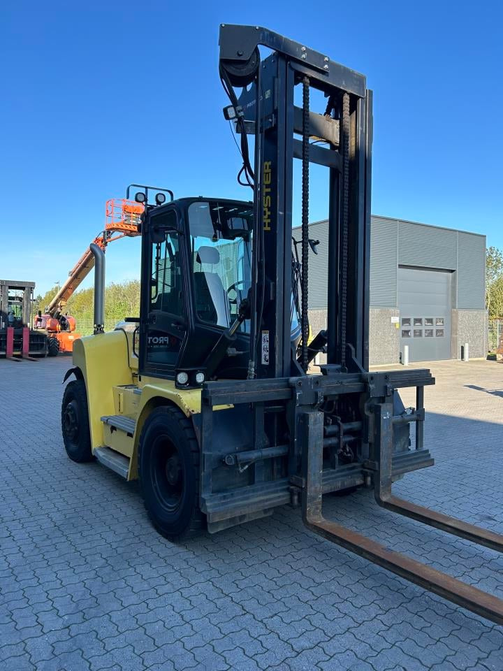 Hyster H9.00XM-6 - Stivuitor diesel: Foto 2 Hyster H9.00XM-6 - Stivuitor diesel: Foto 2