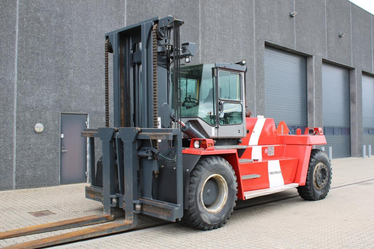 Kalmar DCD220-12LB - Stivuitor diesel: Foto 2 Kalmar DCD220-12LB - Stivuitor diesel: Foto 2