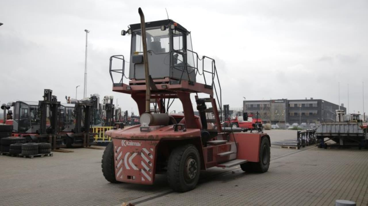 Kalmar DCF90-45ES - Stivuitor containere: Foto 3 Kalmar DCF90-45ES - Stivuitor containere: Foto 3