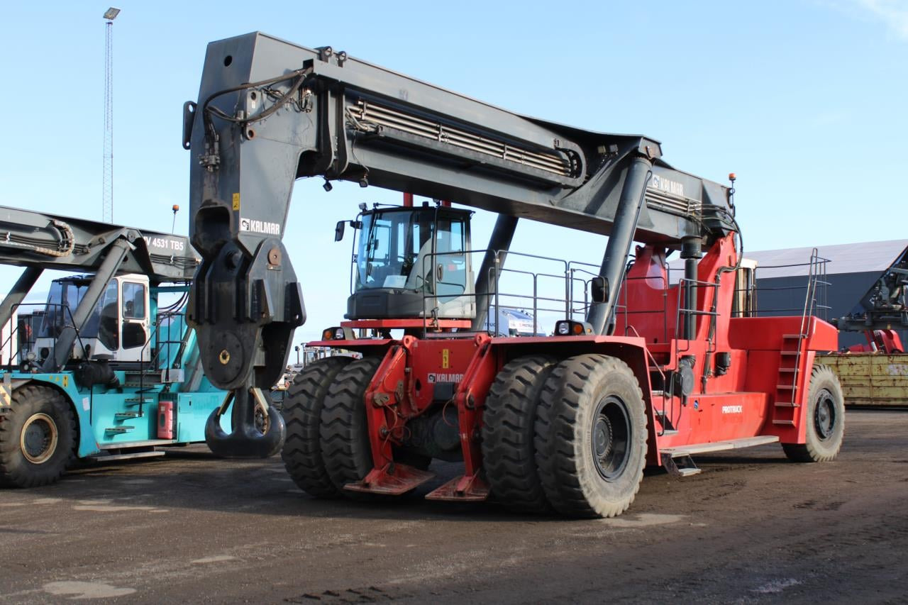 Kalmar DRG1300-92 SUPER GLO - Reach stacker: Foto 2 Kalmar DRG1300-92 SUPER GLO - Reach stacker: Foto 2