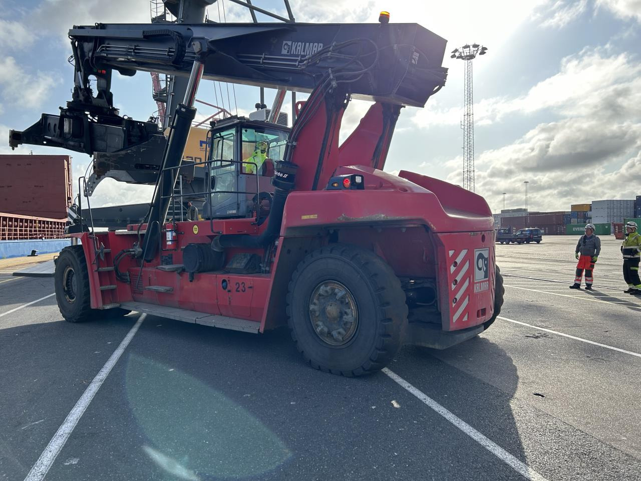 Kalmar DRG450-65S5 - Reach stacker: Foto 3 Kalmar DRG450-65S5 - Reach stacker: Foto 3