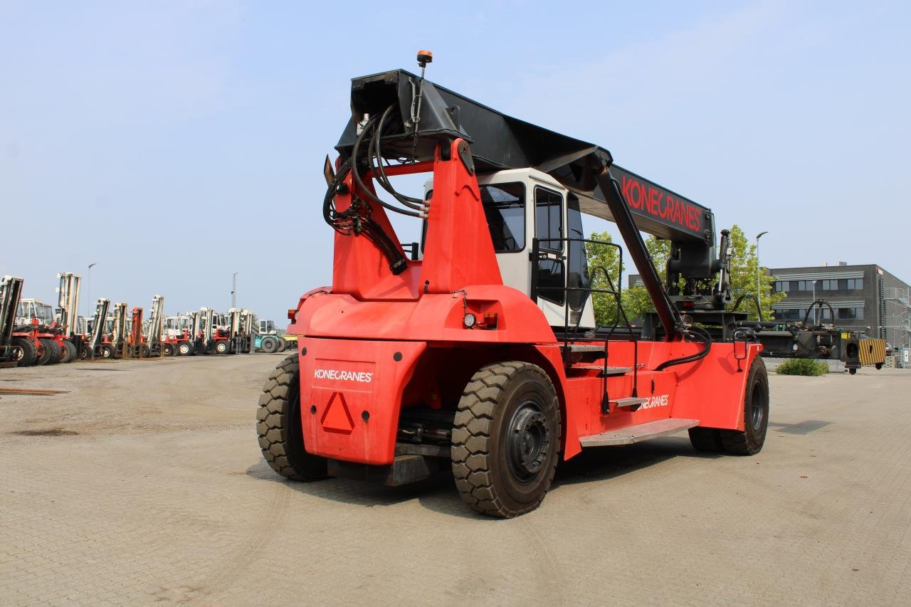 SMV 108 TB6 - Reach stacker: Foto 3 SMV 108 TB6 - Reach stacker: Foto 3