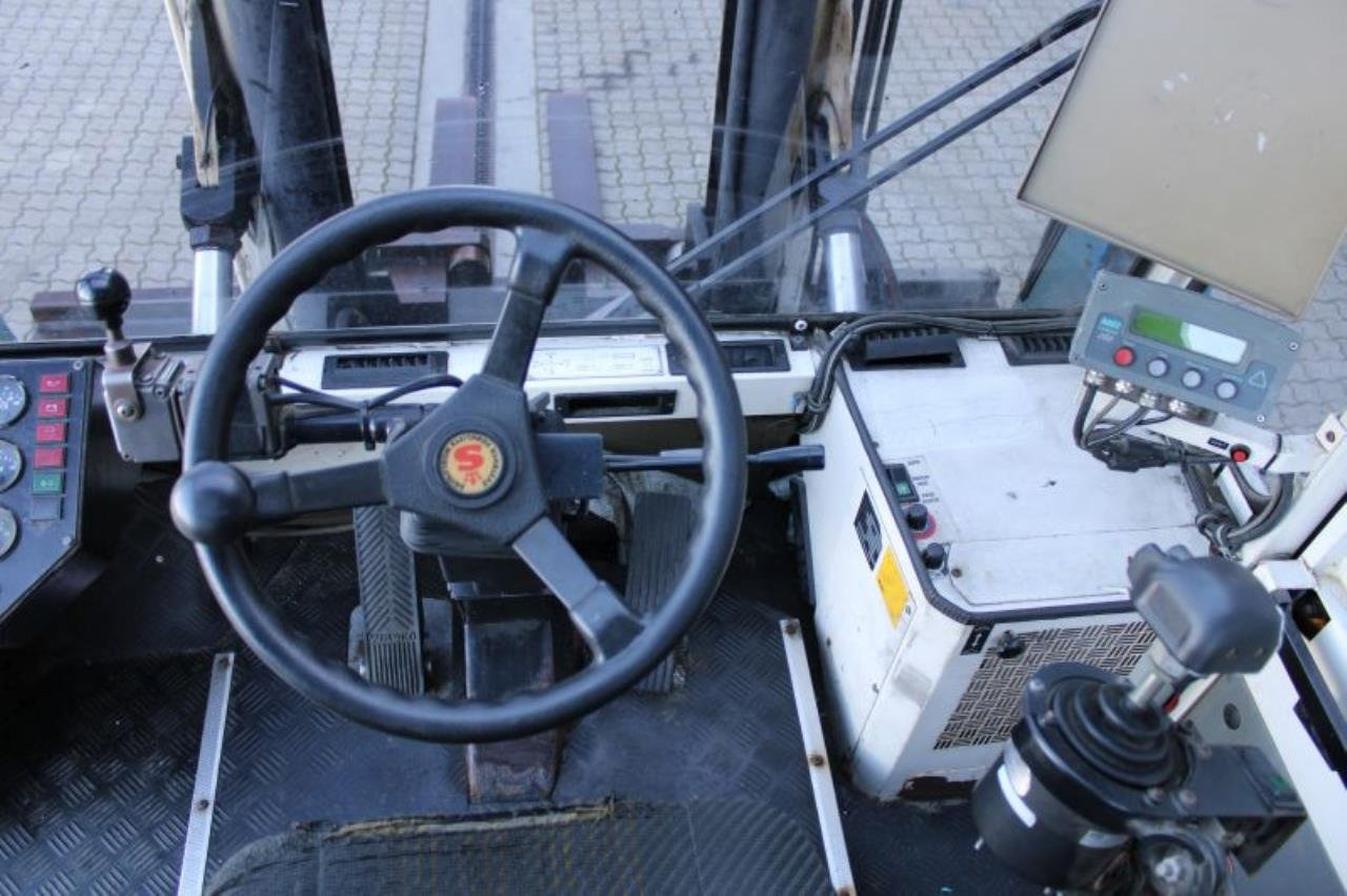 SveTruck 1090-32 - Stivuitor diesel: Foto 4 SveTruck 1090-32 - Stivuitor diesel: Foto 4