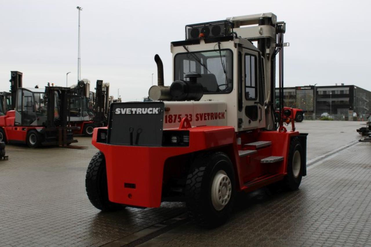 SveTruck 1875-33 - Stivuitor diesel: Foto 3 SveTruck 1875-33 - Stivuitor diesel: Foto 3