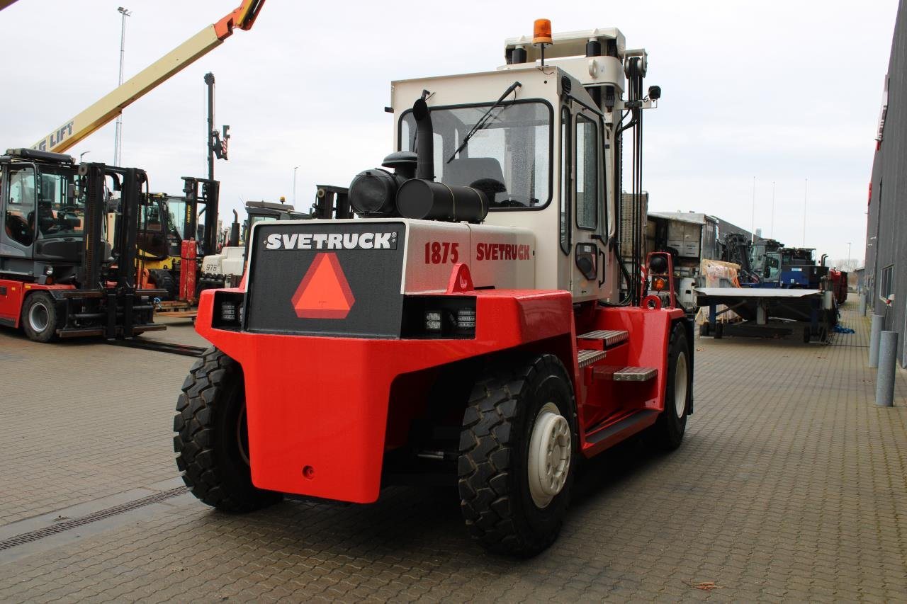 SveTruck 1875-33 - Stivuitor diesel: Foto 3 SveTruck 1875-33 - Stivuitor diesel: Foto 3