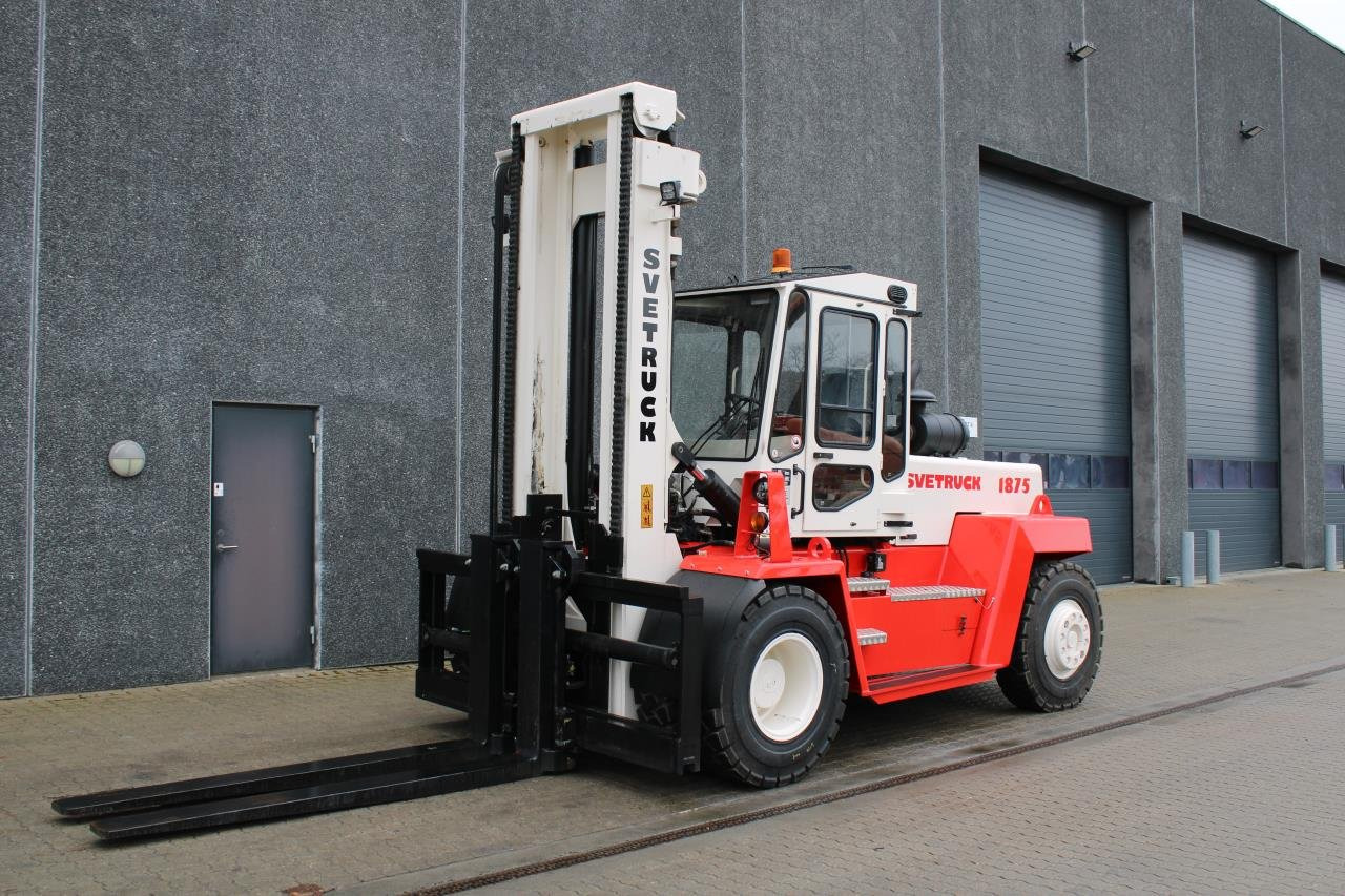SveTruck 1875-33 - Stivuitor diesel: Foto 2 SveTruck 1875-33 - Stivuitor diesel: Foto 2