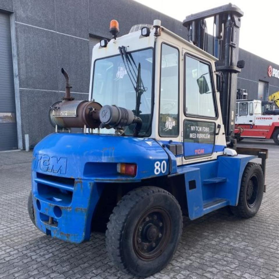 TCM FD80 - Stivuitor diesel: Foto 3 TCM FD80 - Stivuitor diesel: Foto 3