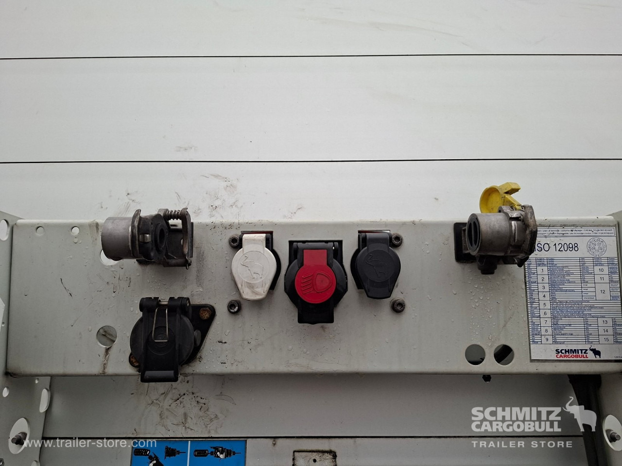 SCHMITZ Auflieger Curtainsider Mega - Semiremorcă prelată: Foto 4 SCHMITZ Auflieger Curtainsider Mega - Semiremorcă prelată: Foto 4