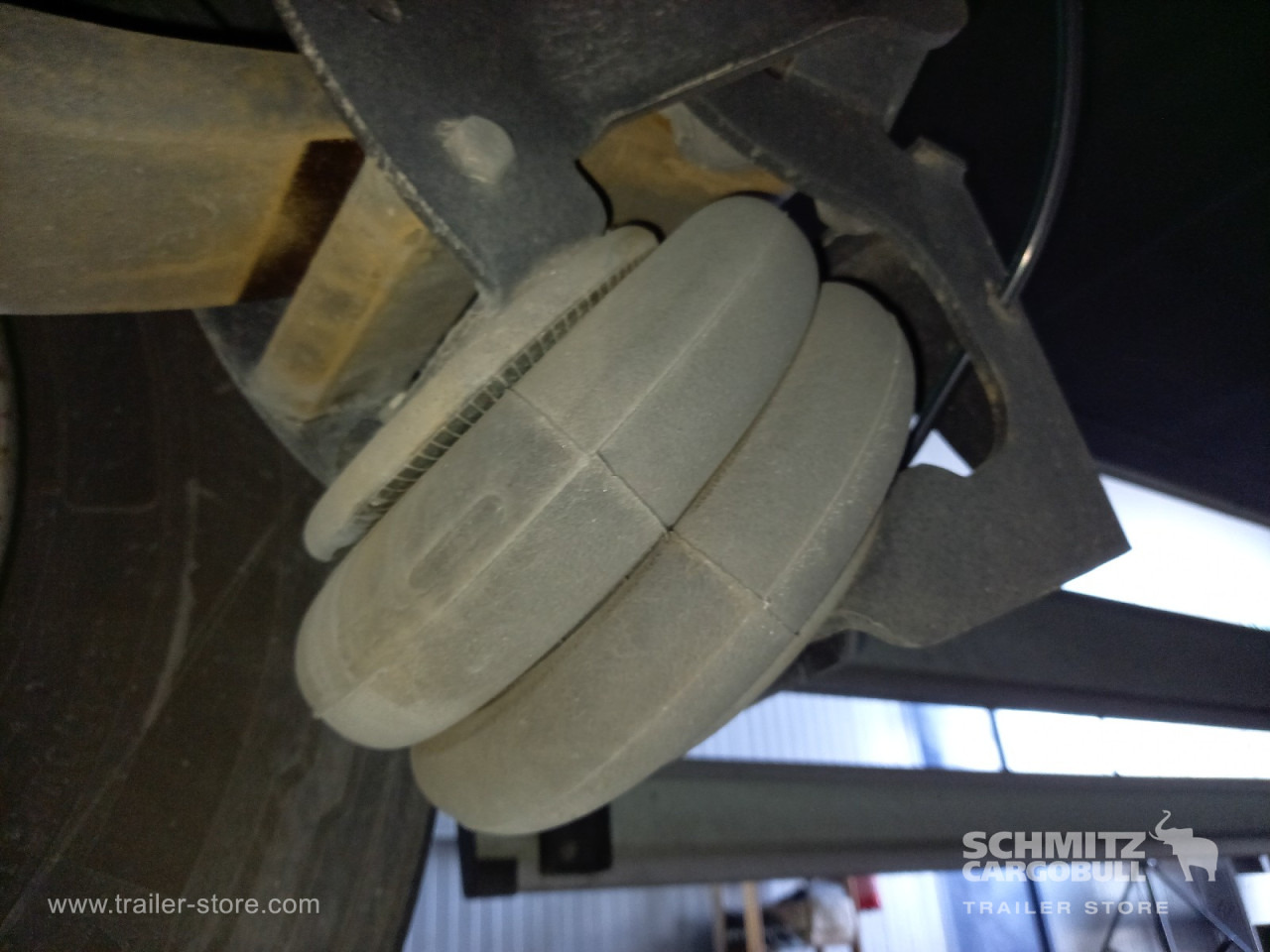 SCHMITZ Auflieger Tiefkühler Standard Double deck - Semiremorcă izoterma: Foto 3 SCHMITZ Auflieger Tiefkühler Standard Double deck - Semiremorcă izoterma: Foto 3