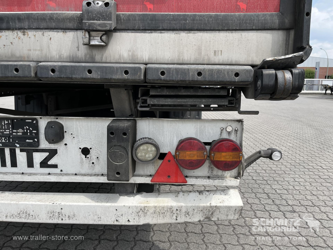 Semiremorcă izoterma SCHMITZ Auflieger Tiefkühler Standard Double deck: Foto 7 Semiremorcă izoterma SCHMITZ Auflieger Tiefkühler Standard Double deck: Foto 7