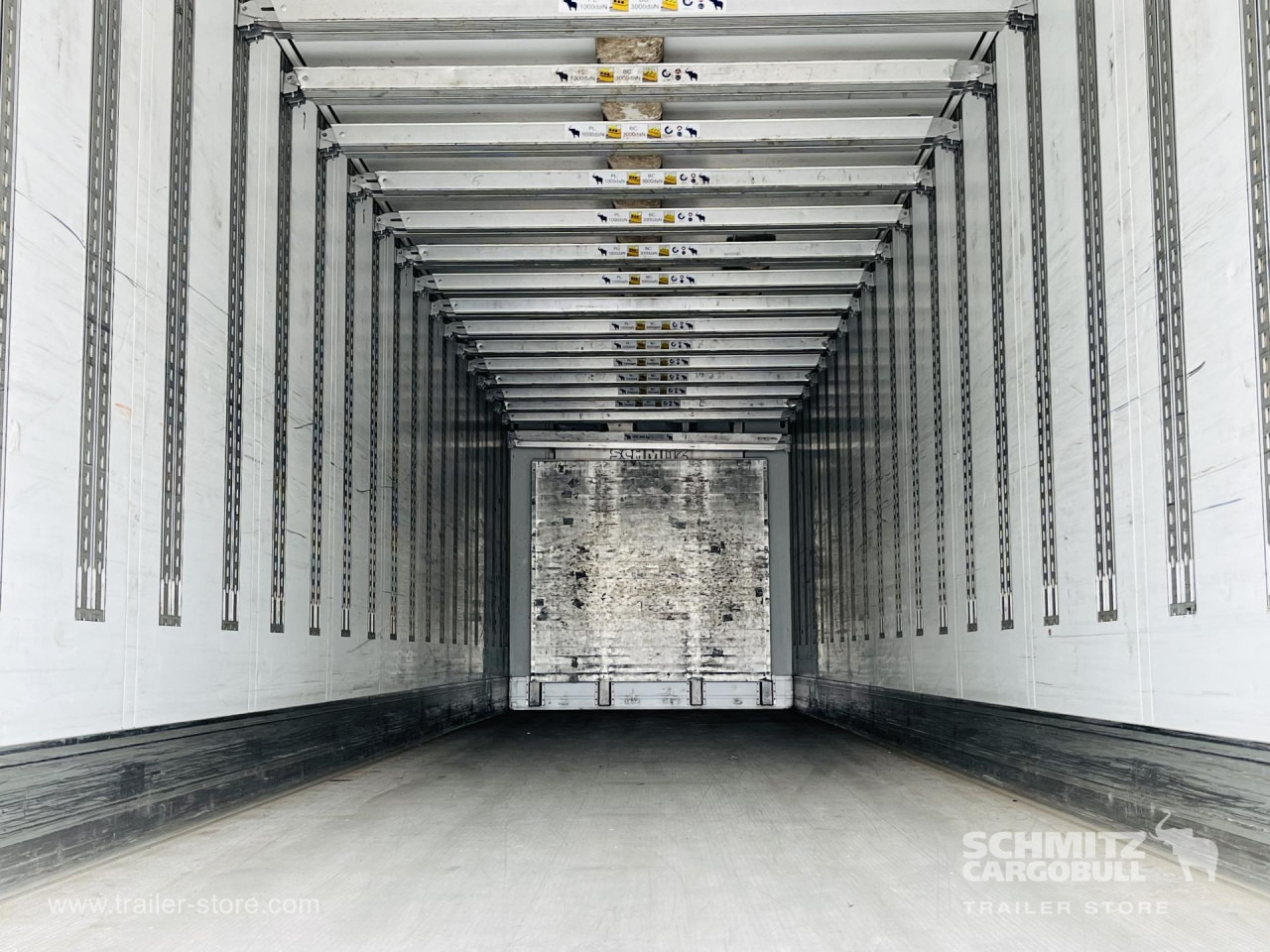 Semiremorcă izoterma SCHMITZ Auflieger Tiefkühler Standard Double deck: Foto 9 Semiremorcă izoterma SCHMITZ Auflieger Tiefkühler Standard Double deck: Foto 9